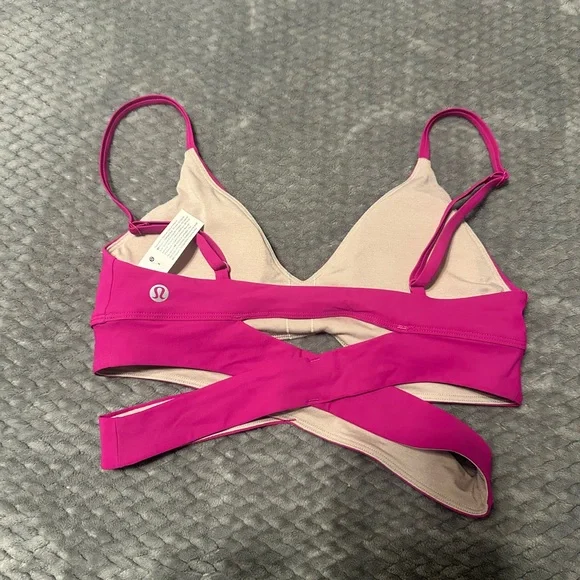 Lululemon Sports Bra - Picture 2 of 3